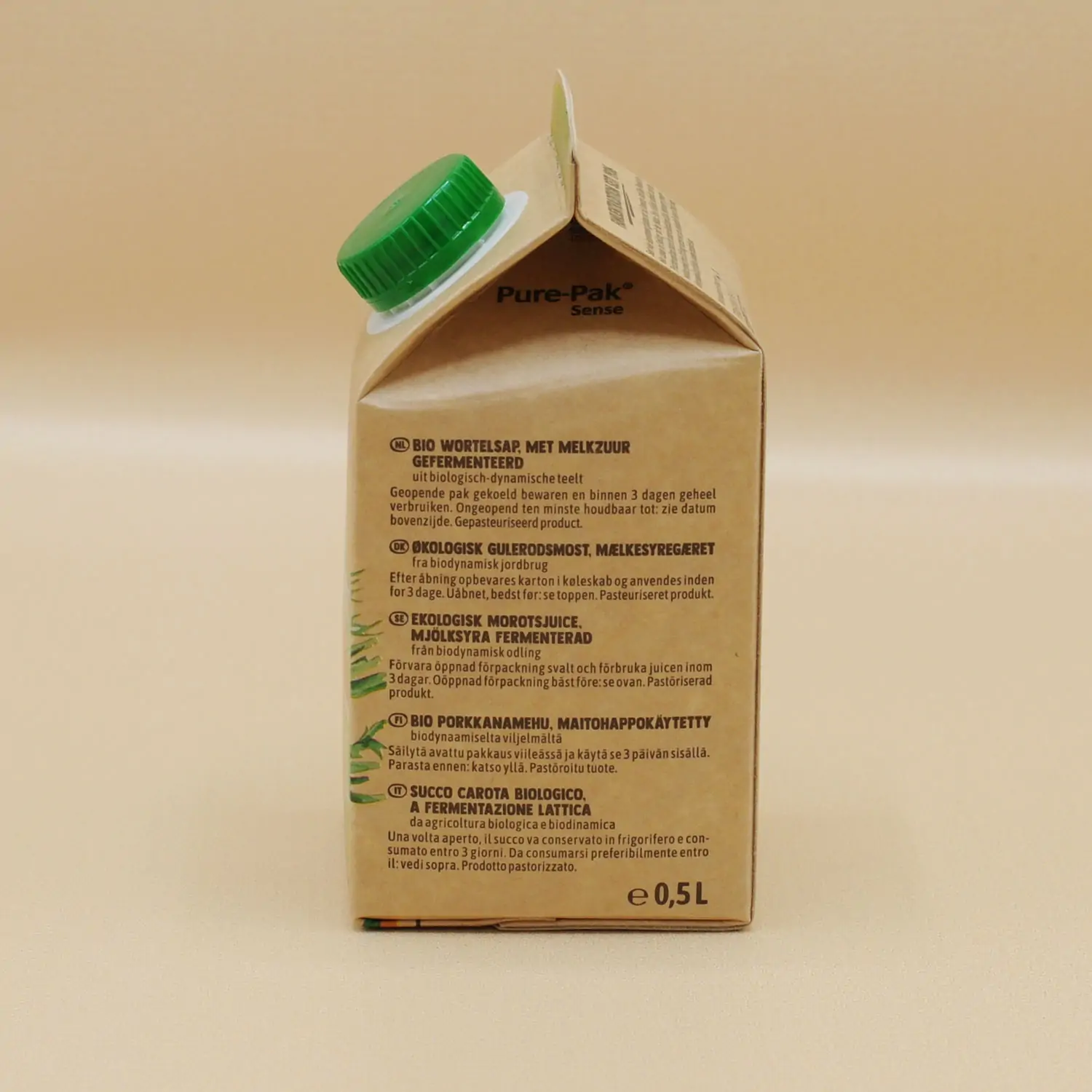 Morotsjuice mjölksyrad Demeter EKO 0,5l